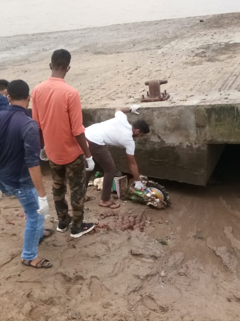 Beach Clean Up Drive at Marve Beach