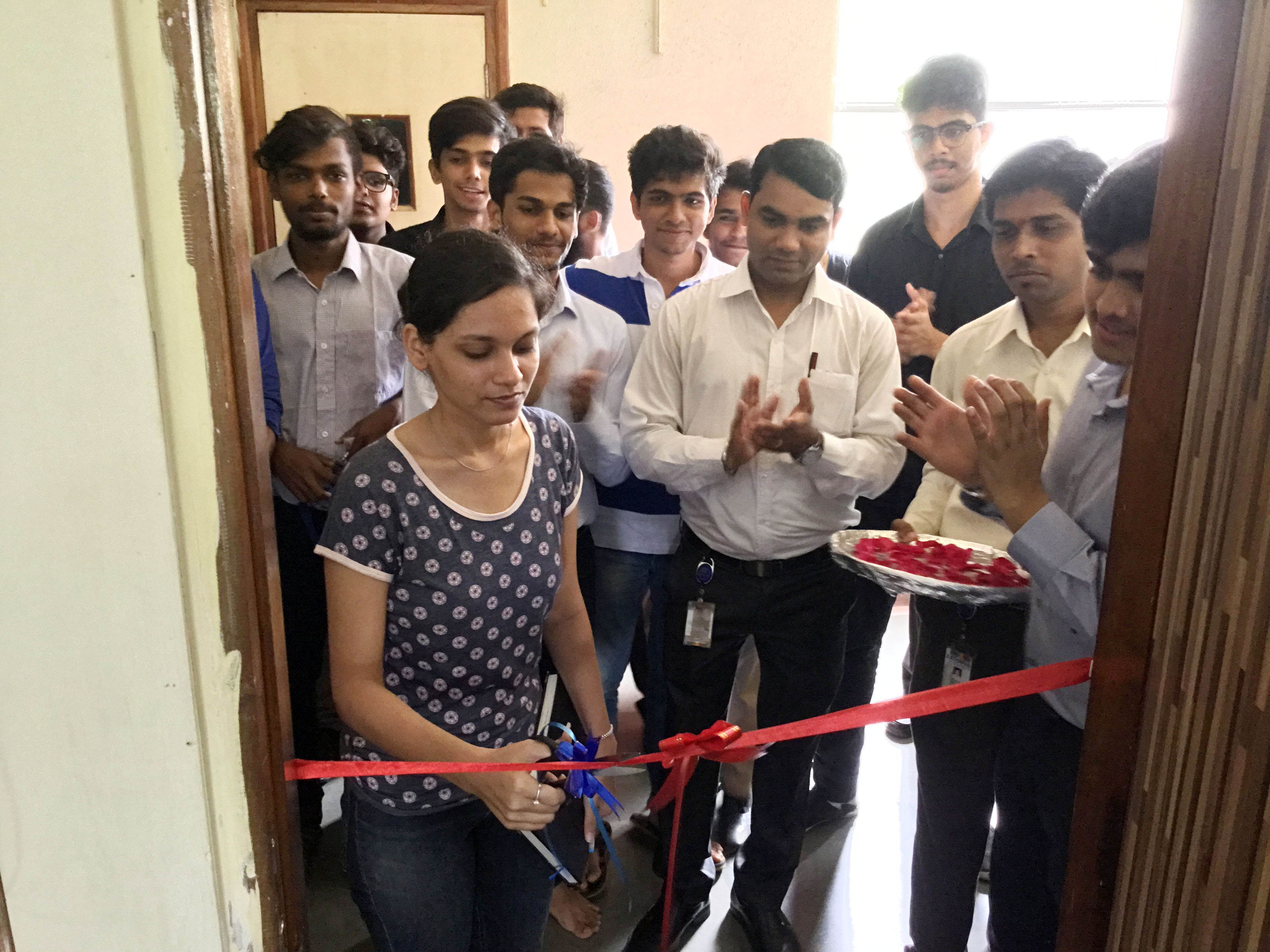 The state of the art IT labs were inaugurated at the hands of students on 25 July 2016. We are happy to handover the well equipped labs with required software and hardware to the Students and Faculty for the Innovative Teaching and learning to train tomorrow’s Competent Engineers. Atharva Students & Faculty Members were Present for the Auspicious Occasion.