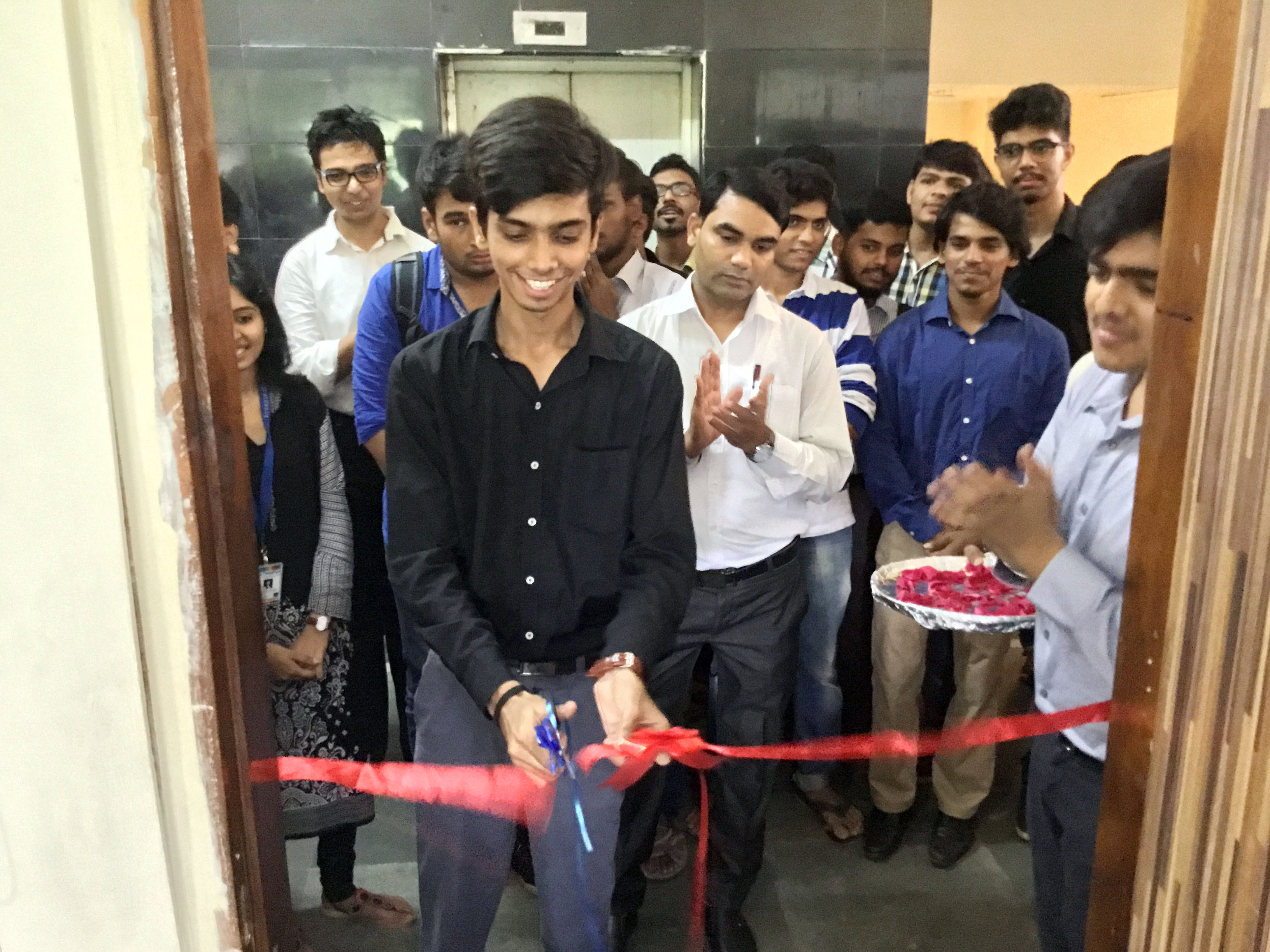 The state of the art IT labs were inaugurated at the hands of students on 25 July 2016. We are happy to handover the well equipped labs with required software and hardware to the Students and Faculty for the Innovative Teaching and learning to train tomorrow’s Competent Engineers. Atharva Students & Faculty Members were Present for the Auspicious Occasion.